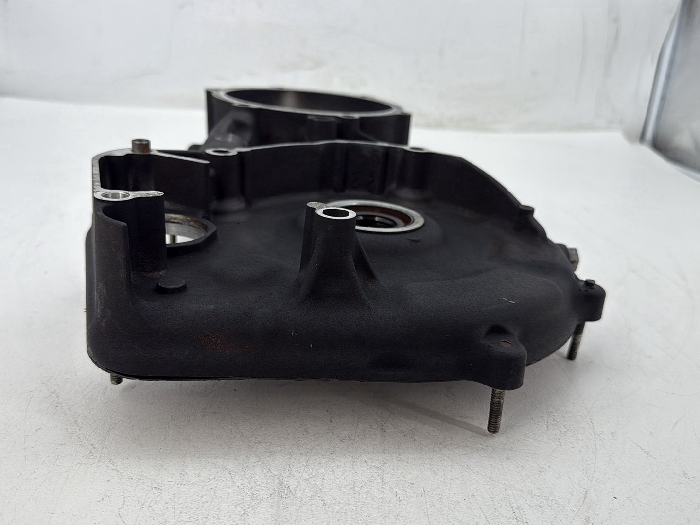 2006 Harley Dyna FXDWGI Wide Glide OEM Inner Primary Clutch Cover