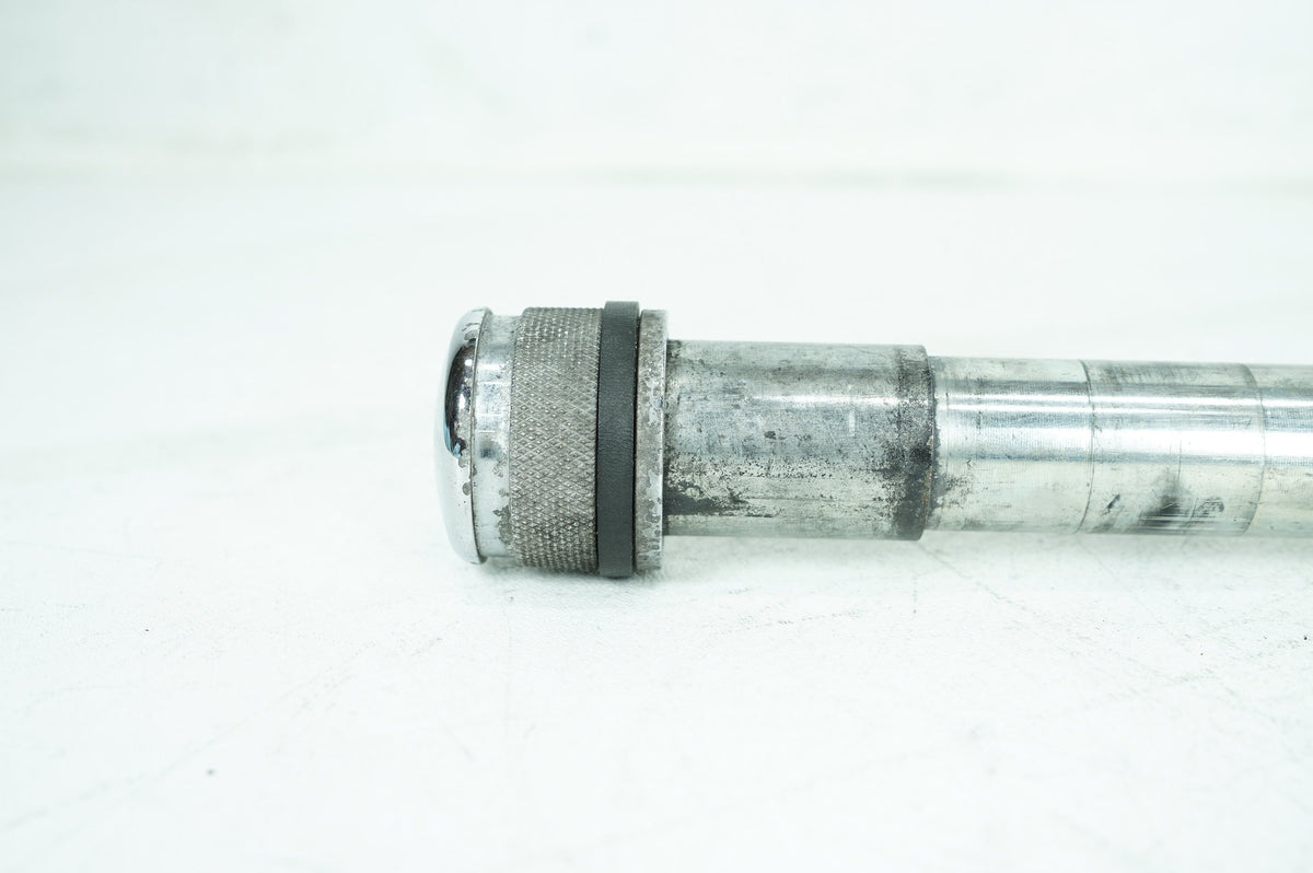 2006 Harley Touring FLHTCI Electra Glide Classic OEM Front Wheel Axle Bolt Shaft