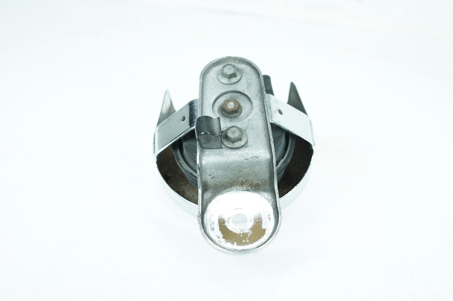 2000 - 2006 Harley-Davidson Dyna Street Bob Horn Signal Klaxon Chrome Cover 69012-93A