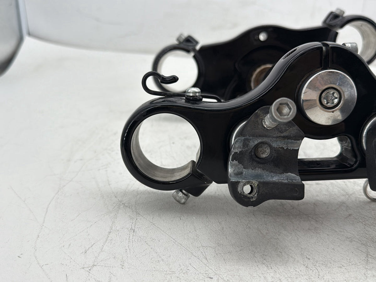 2019 Harley Softail Street Bob FXBB OEM Front Fork Upper Lower Triple Tree