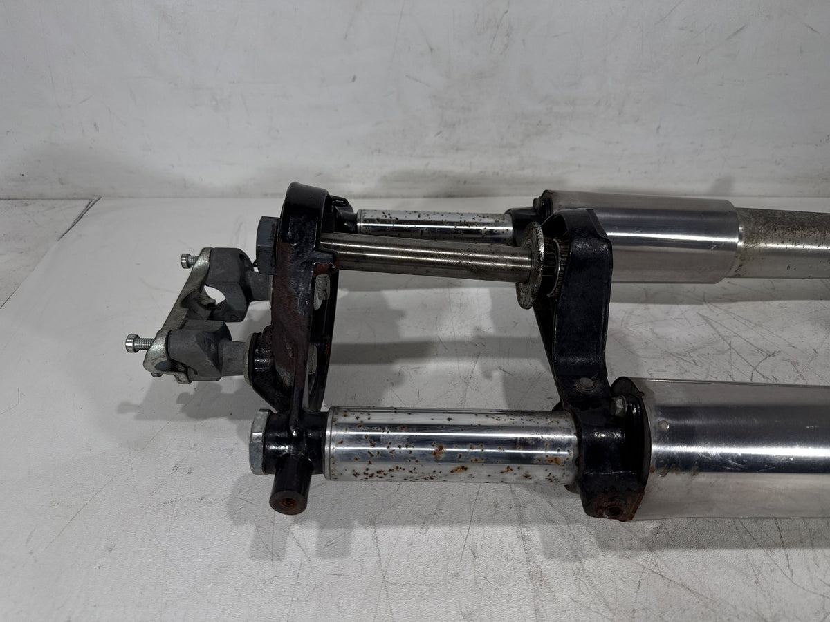 2011 Harley Street Glide Touring Front Triple Tree Set & LH RH Fork Legs Sliders