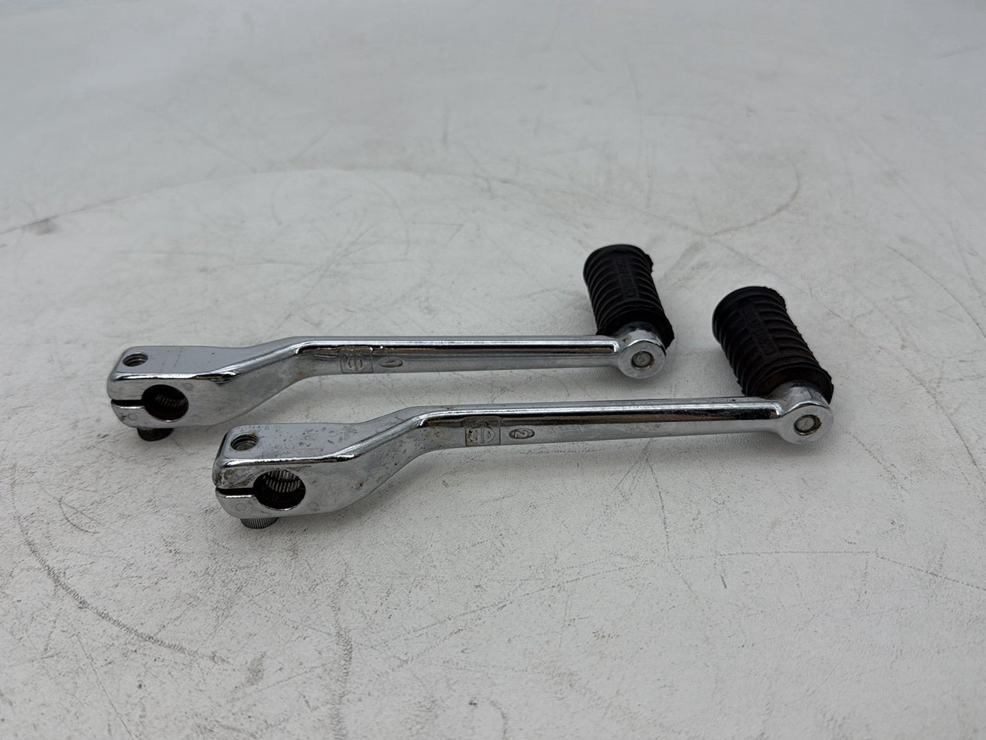 1999 - 2006 Harley-Davidson Touring Electra Glide Ultra Gear Shifter Lever Pedal Pedals 33895-82D
