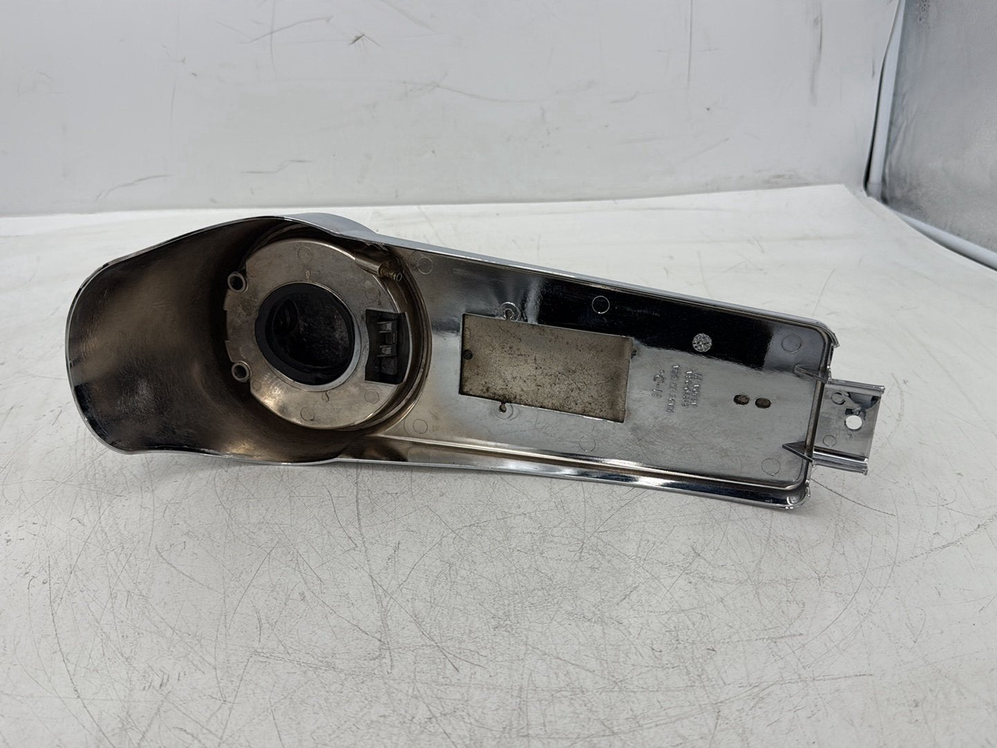 2006 Harley Electra Glide Touring Classic FLHTCI OEM Fuel Gas Tank Dash Console NOKey
