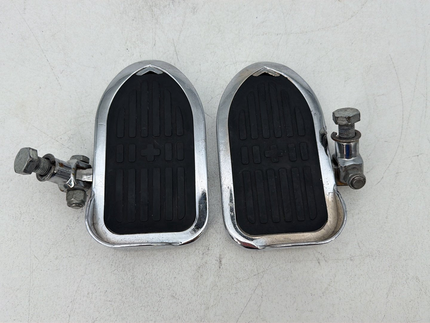 1984 - 1998 Harley-Davidson Touring Electra Glide Classic Front Right Left Highway Foot Pegs