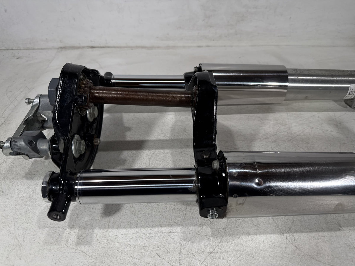 2012 Harley Street Glide Touring Front Triple Tree Set & LH RH Fork Legs Sliders