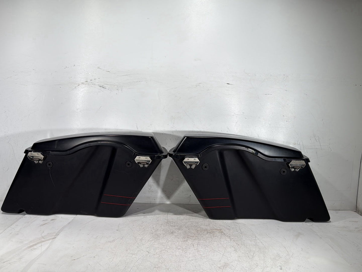 2011 Harley Road Glide Touring FLTRX OEM Left Right Saddlebags Luggage NOKey
