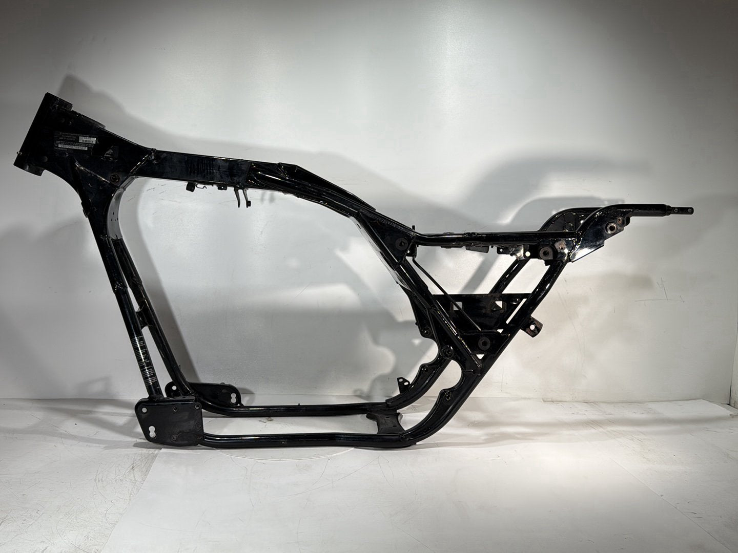 2007 Harley Touring FLHTCU Electra Glide Ultra OEM Body Main Frame Chassis CLN CLR
