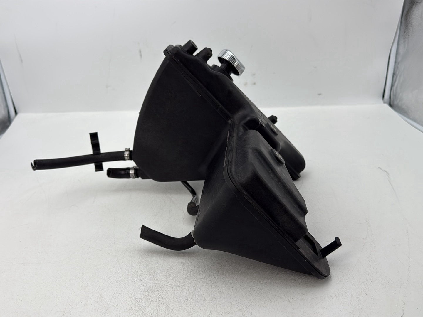 2004 - 2013 Harley-Davidson Sportster 883 Custom Oil Tank Reservoir Bottle Canister & Dipstick 62888-04A