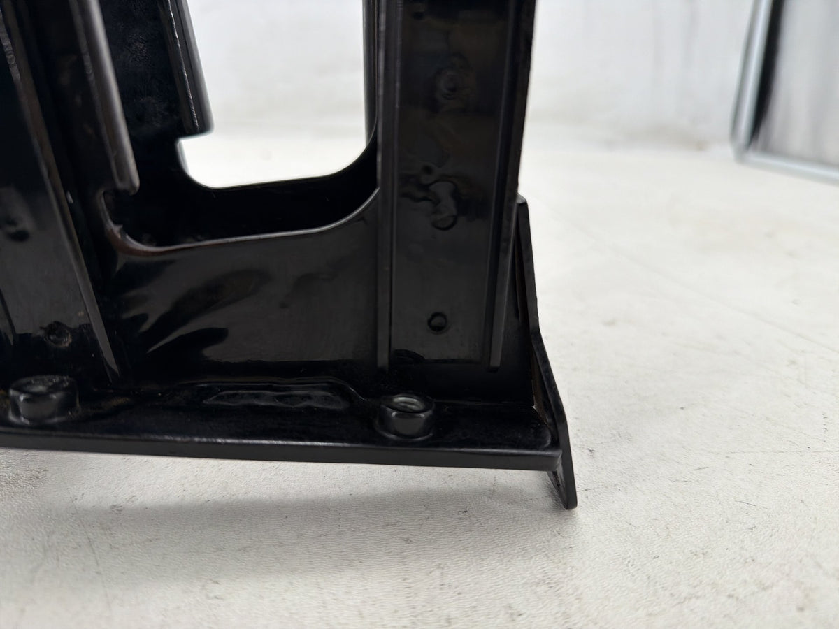 2016 Harley Road Glide Touring FLTRXS OEM Inner Fairing Mount Support Bracket