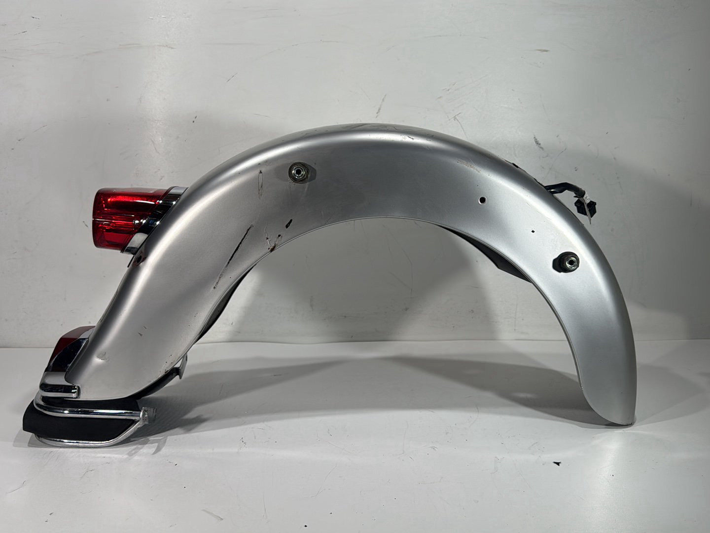 2003 Harley Electra Glide Touring Ultra FLHTCUI OEM Rear Wheel Fender Taillight Brake Lamp