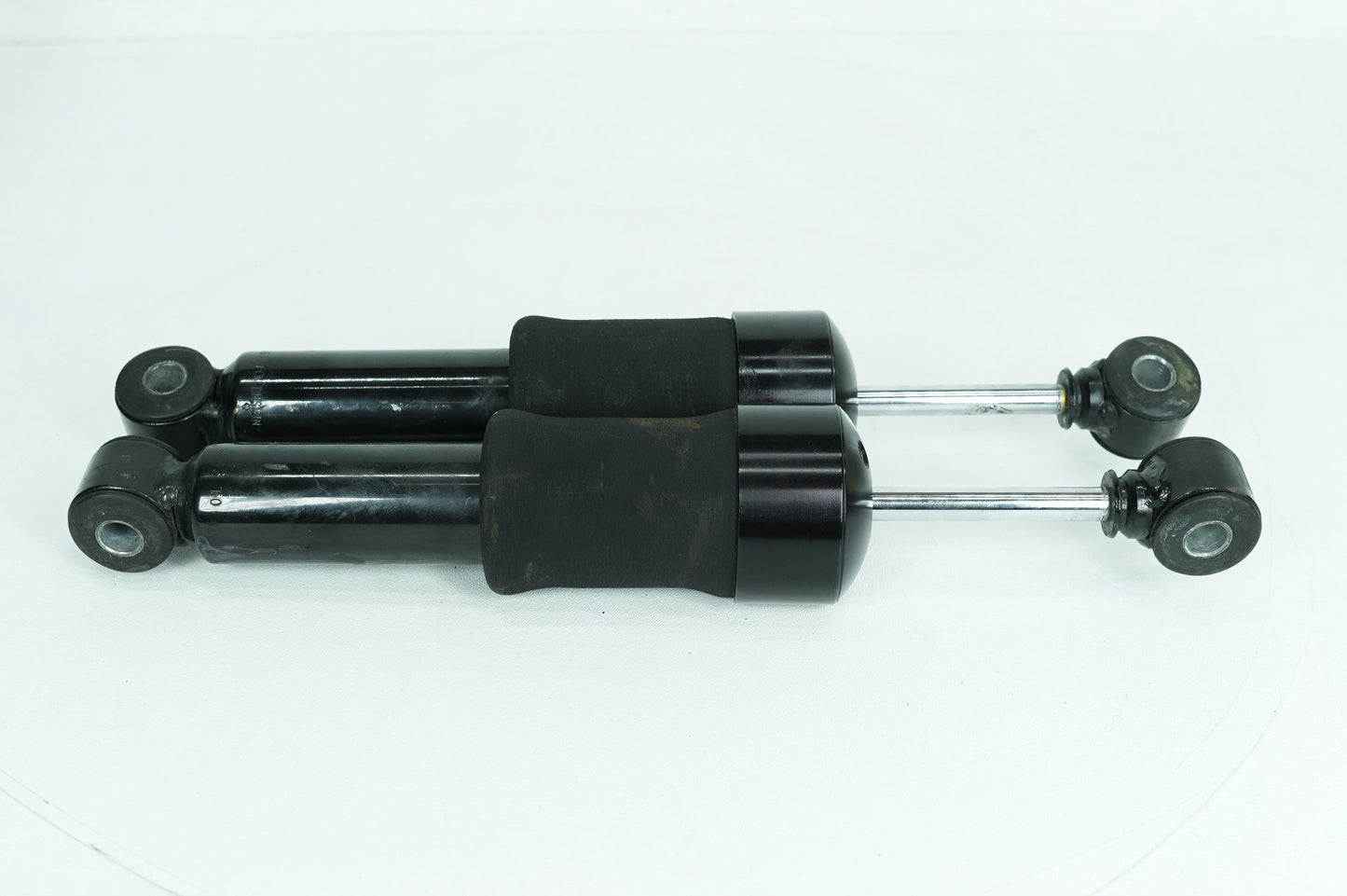 1999 - 2006 Harley-Davidson Touring Electra Glide Classic Rear Left Right Shock Absorbers Shock Absorbers