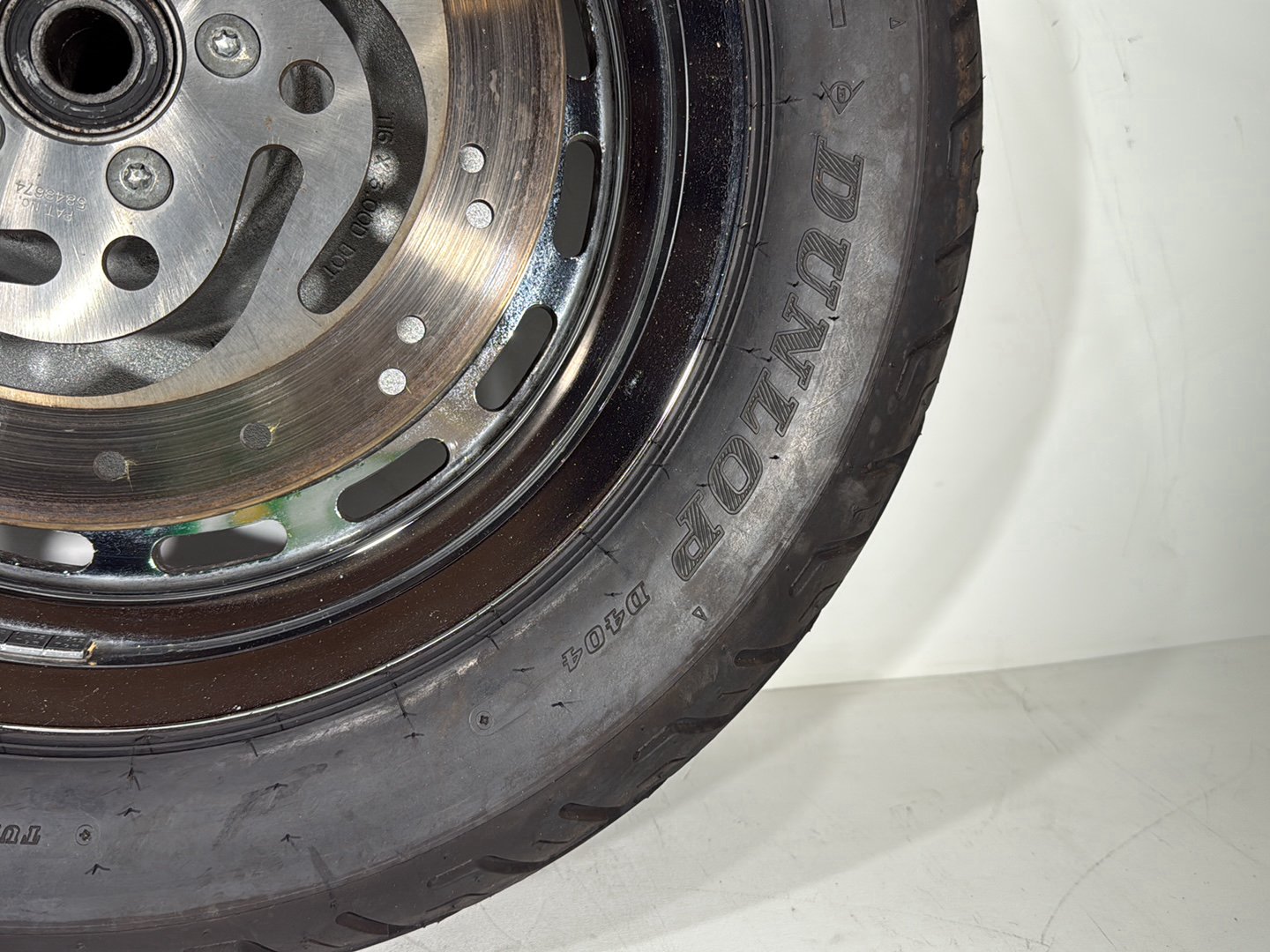 2004 - 2013 Harley-Davidson Sportster 1200 Custom Rear Wheel Rim Tire  	43335-05