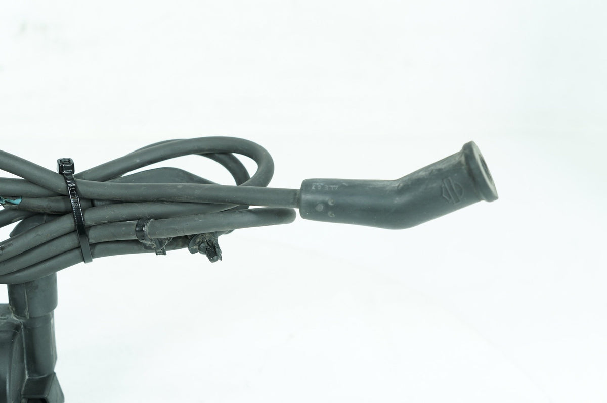 2011 Harley FLHTCU Electra Glide Ultra OEM Ignition Coil Spark Plug Cable