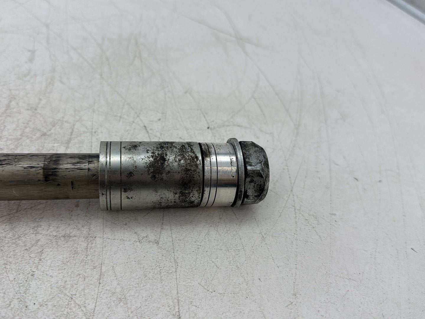 2010 Harley Dyna Fat Bob FXDF OEM Rear Wheel Axle Bolt Shaft