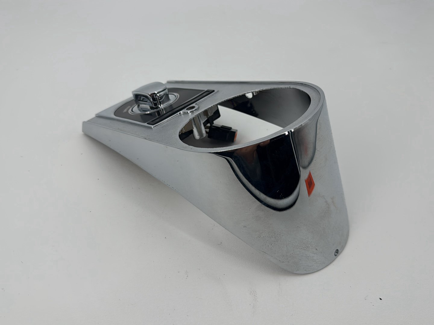 1999 - 2006 Harley-Davidson Dyna Wide Glide Fuel Gas Tank Dash Console NOKey 71246-99A