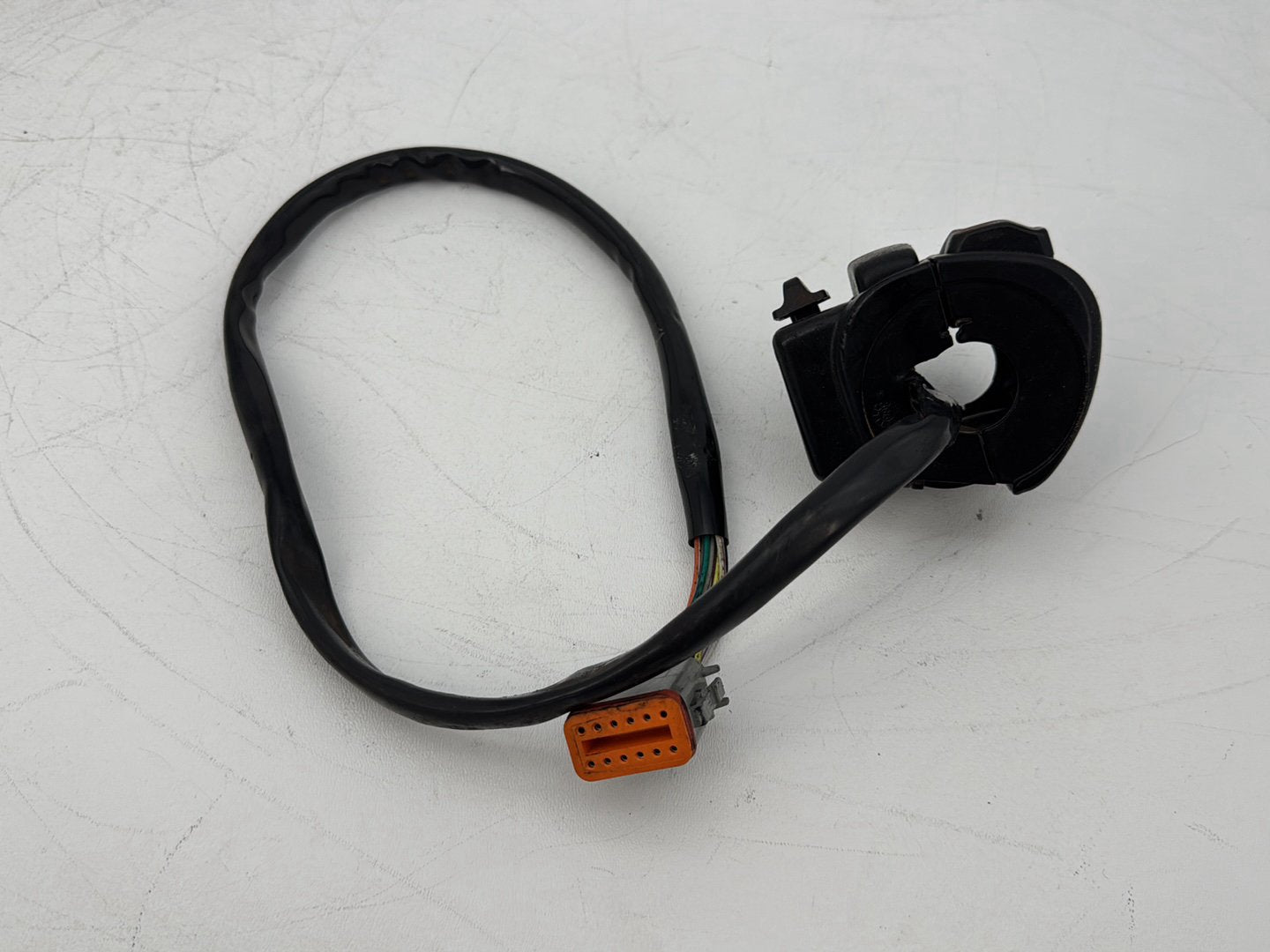 1999 - 2006 Harley-Davidson Touring Electra Glide Classic Left Turn Signal Headlight Switches Controls 71685-06A