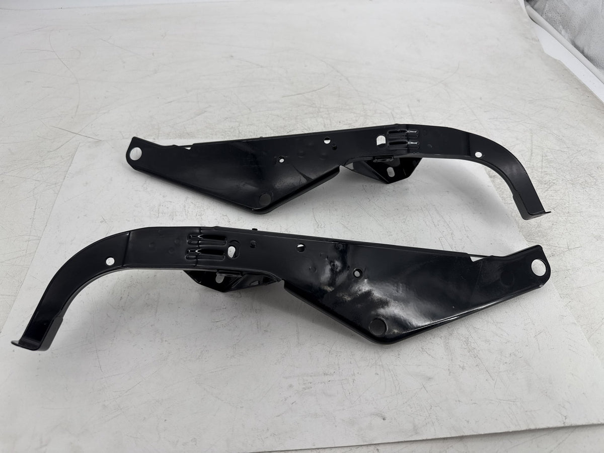 2013 Harley Street Glide Touring FLHX OEM Right Left Fairing Support Brackets