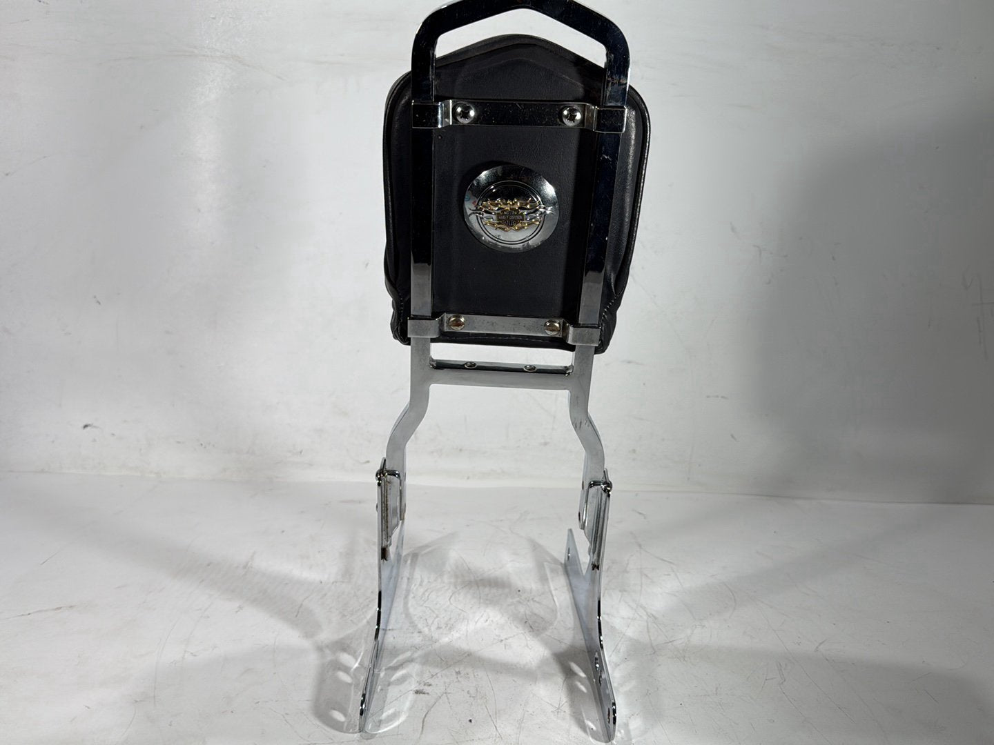 2000 Harley Dyna FXDWG Wide Glide OEM Rear Sissy Bar w/ Backrest Cushion Pad