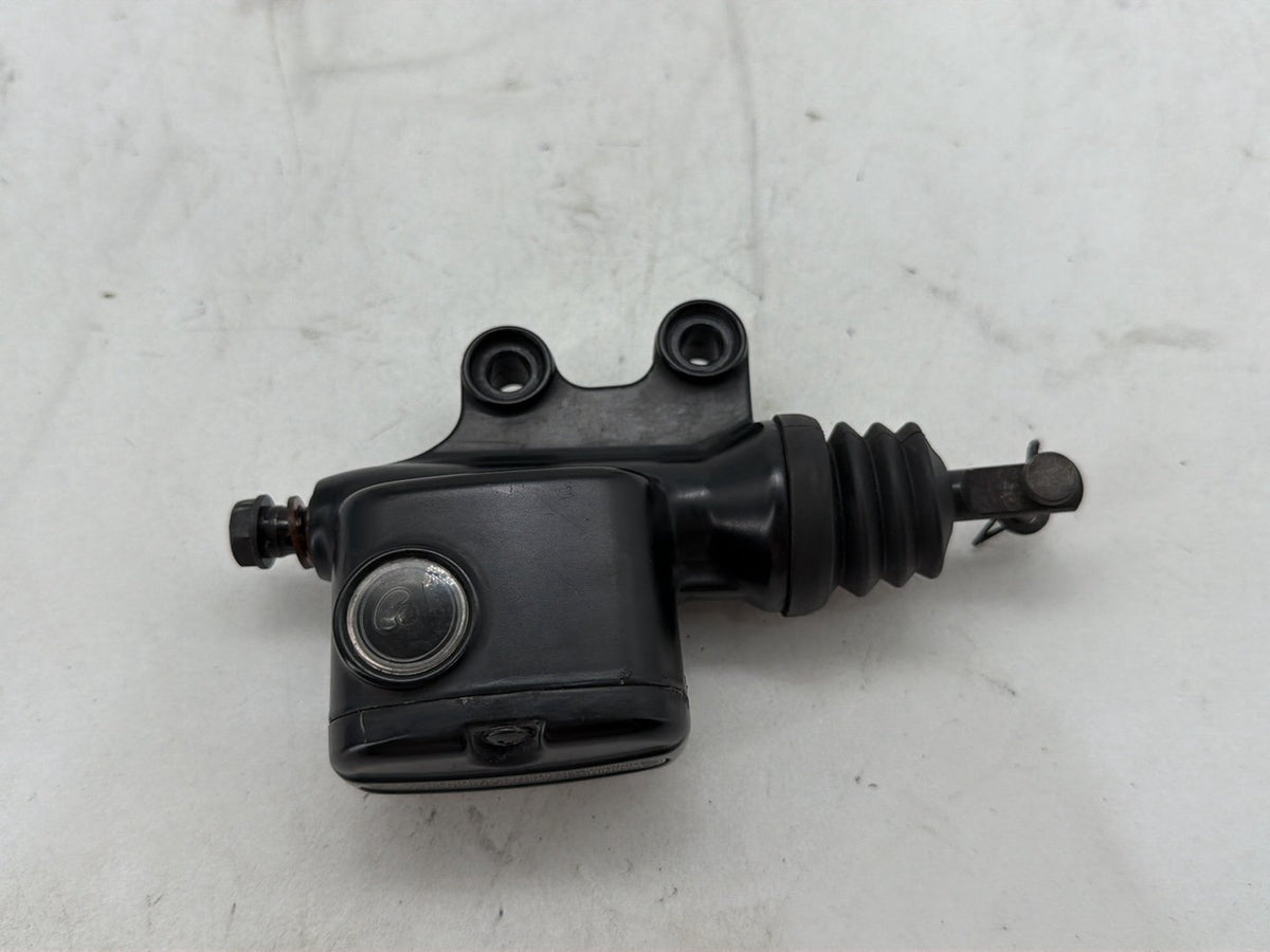 2008 Harley Electra Glide Touring Ultra FLHTCUI OEM Rear Brake Master Cylinder Reservoir