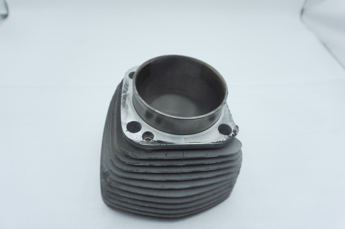 1999 - 2006 Harley-Davidson Touring Electra Ultra Classic Twin Cam Engine Jug 1 Cylinder Barrel 16525-99