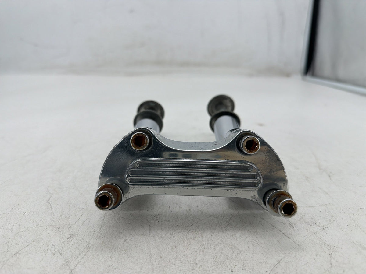 2001 Harley Softail Standard FXST OEM Front Handlebar Riser Top Clamp Chrome