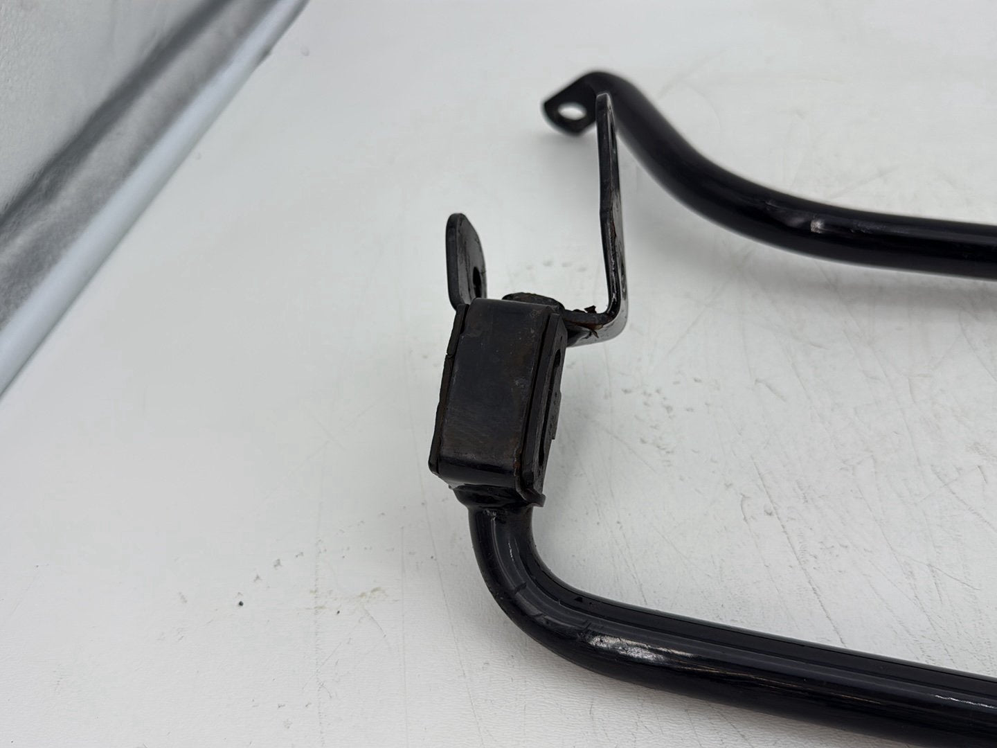 2014 Harley Street Glide Touring OEM Rear Left Right Saddlebag Guard Rails Bar