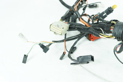 2007 - 2012 Harley-Davidson Touring Street Glide Front Sub Wiring Harness Loom Interconnect  	70232-08