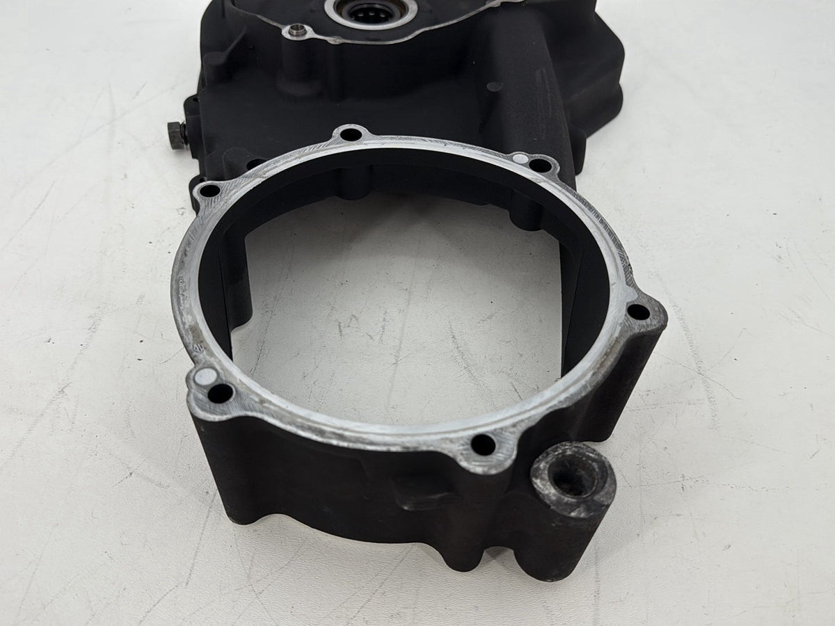 2011 Harley Electra Glide Ultra FLHTK OEM Inner Primary Clutch Cover