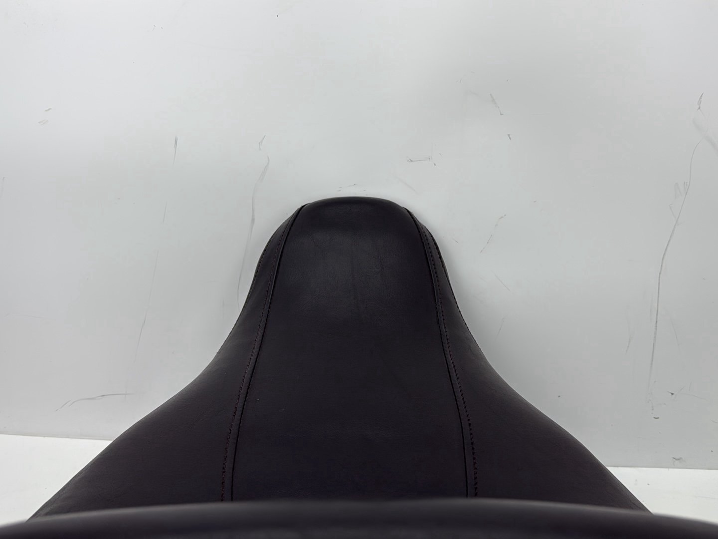 2008 Harley Touring FLHTCU Electra Glide Ultra OEM Passenger Rider Driver Seat Saddle