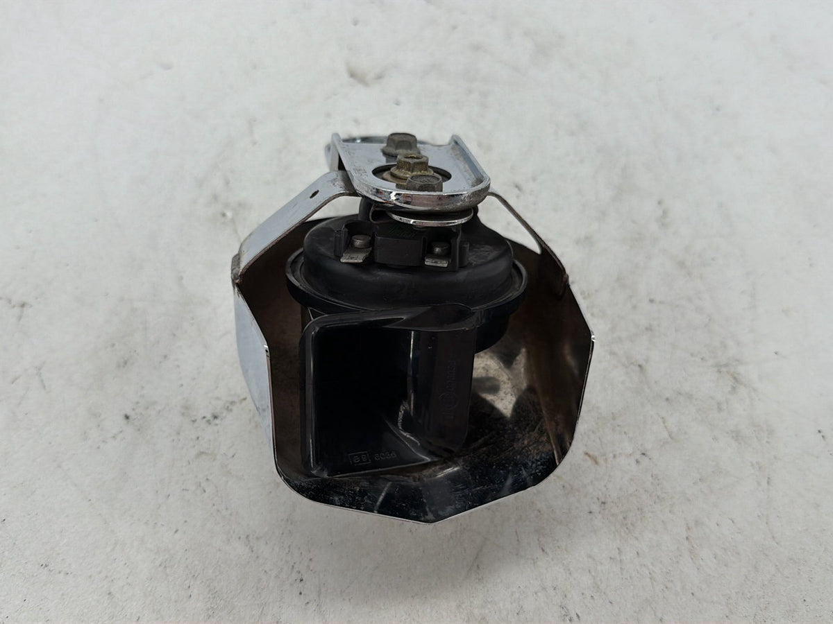 1992 Harley Electra Glide Touring Classic OEM Horn Signal Klaxon Chrome Cover