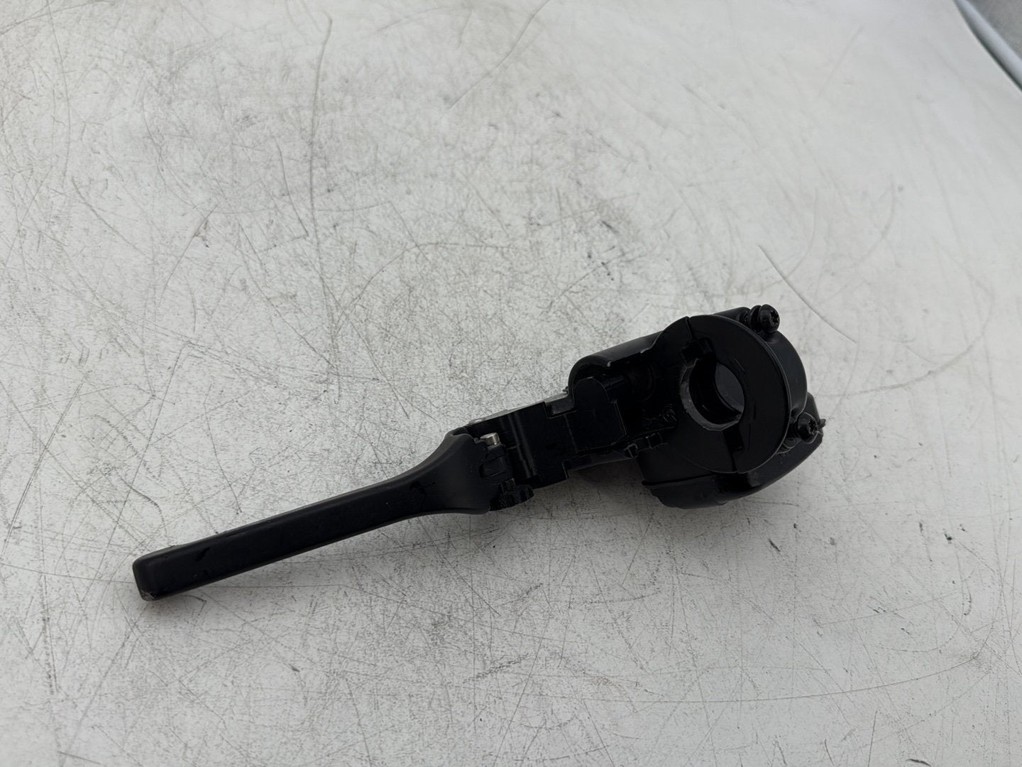 2012 Harley Road Glide Touring FLTRX Custom OEM Front Right Brake Lever Master Cylinder