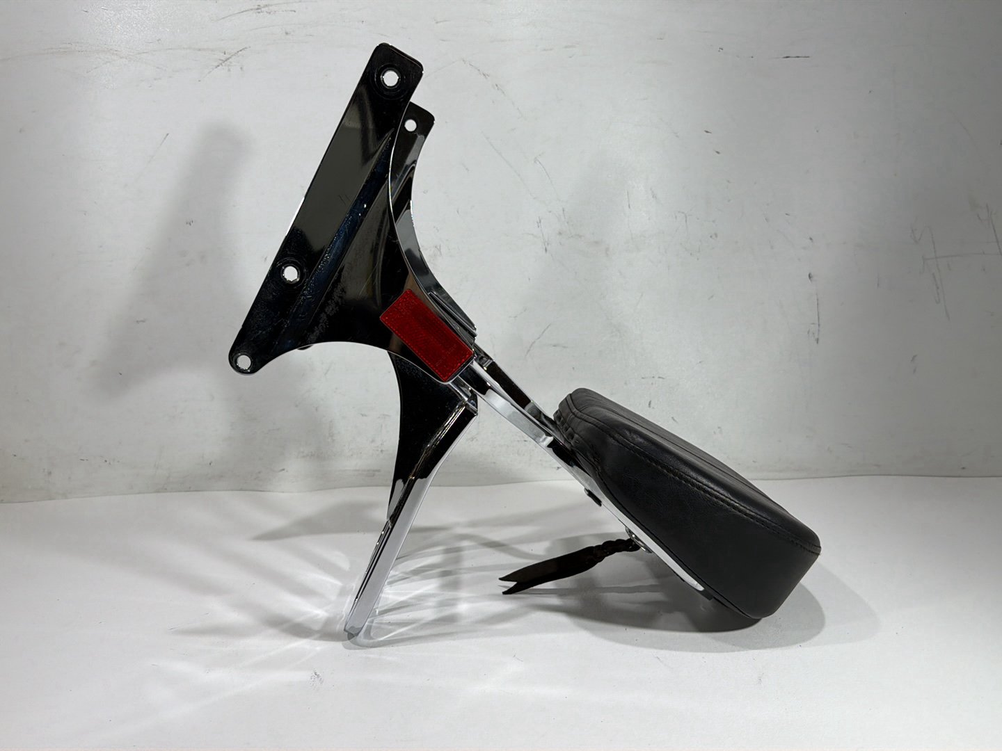 2011 Harley Heritage Softail Classic OEM Rear Sissy Bar w/ Backrest Cushion Pad