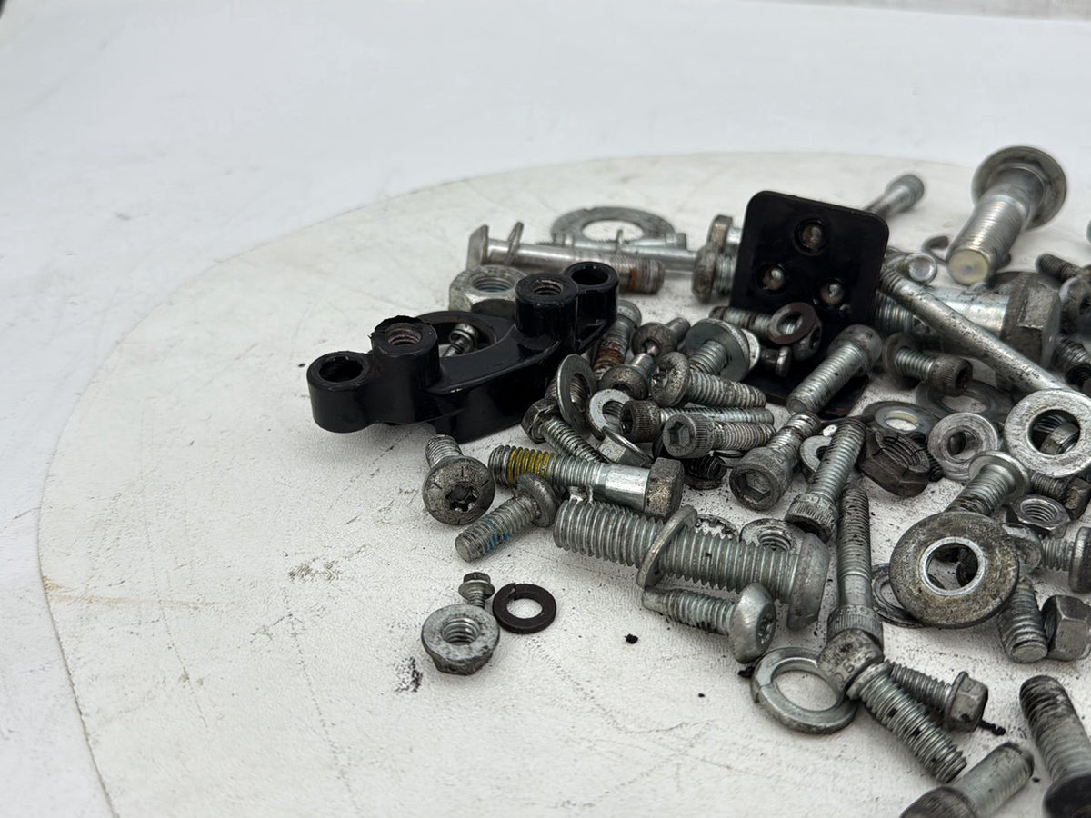 2009 Harley Sportster 883 Low XL883L OEM Hardware Bolts Nuts & Brackets