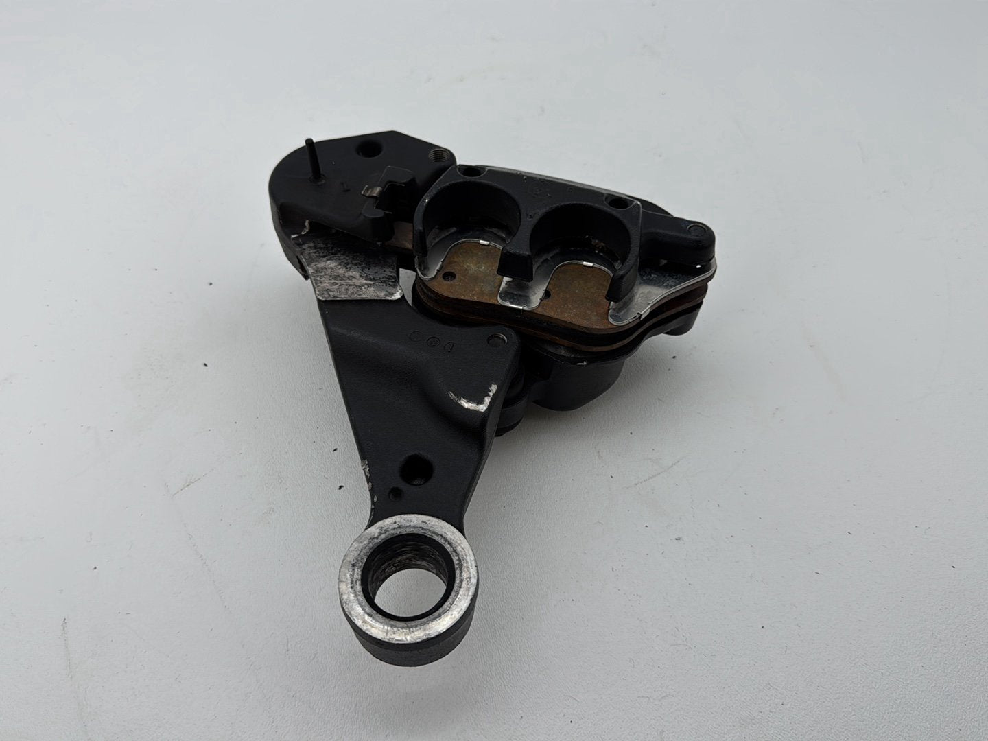 2008 Harley Softail Deluxe FLSTN OEM Rear Back Brake Caliper w/ Bracket