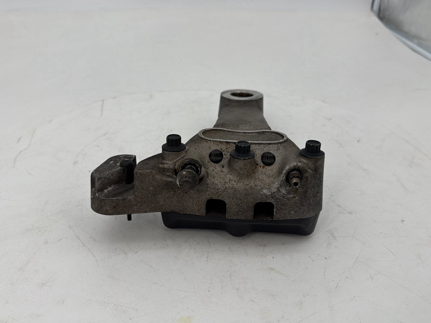 1999 - 2006 Harley-Davidson Touring Electra Glide Ultra Rear Back Brake Caliper 44080-02C