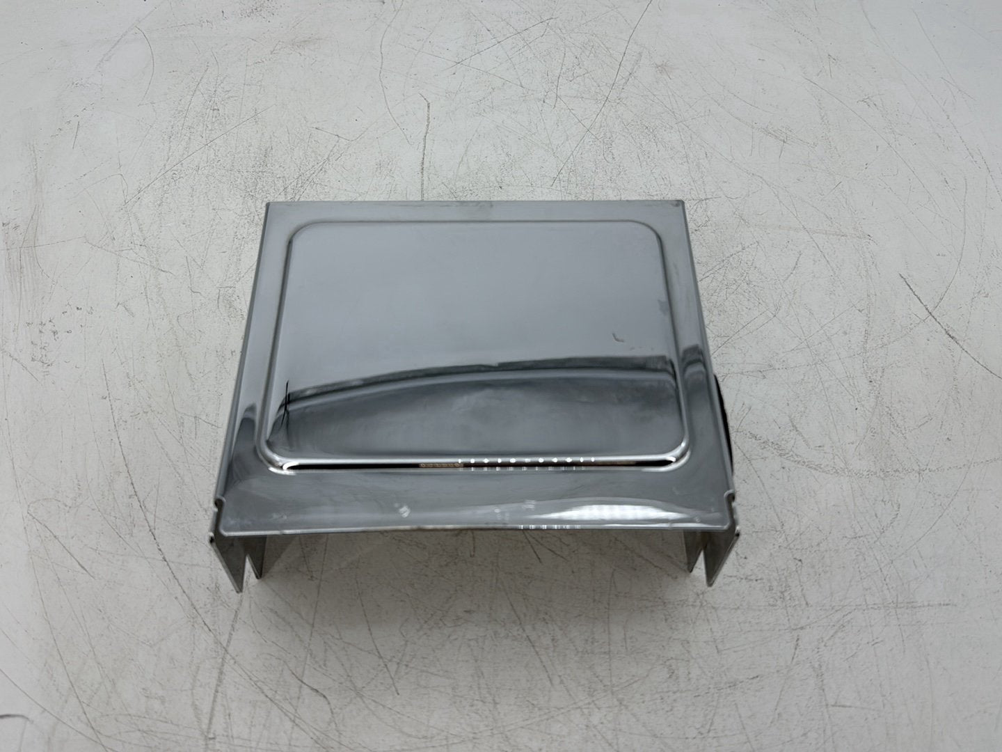 2005 Harley Dyna FXDWG Wide Glide OEM Lower Battery Tray Stay Box Cover Panel