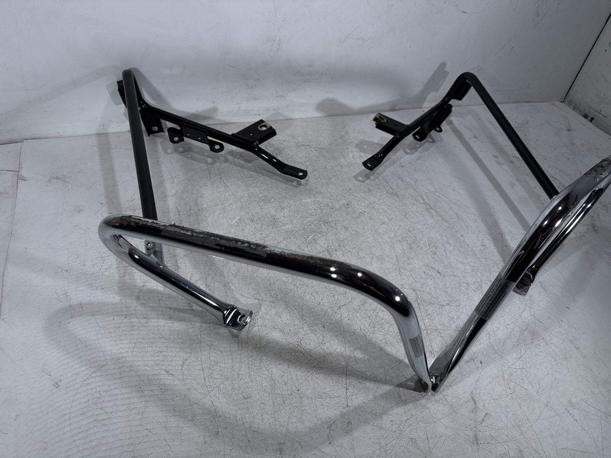 2009 Harley Electra Glide Touring CVO Rear Left Right Saddlebag Guard Rails Bar