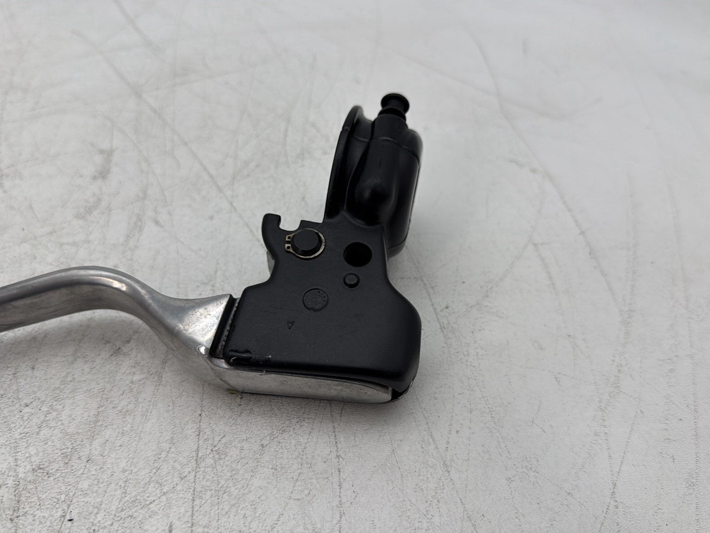 2010 Harley Street Glide Touring FLHX OEM Front Left Hand Clutch Control Lever