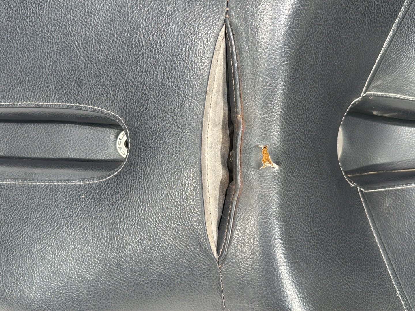 2014 Harley Electra Glide Touring Ultra OEM Passenger Rider Driver Seat Saddle