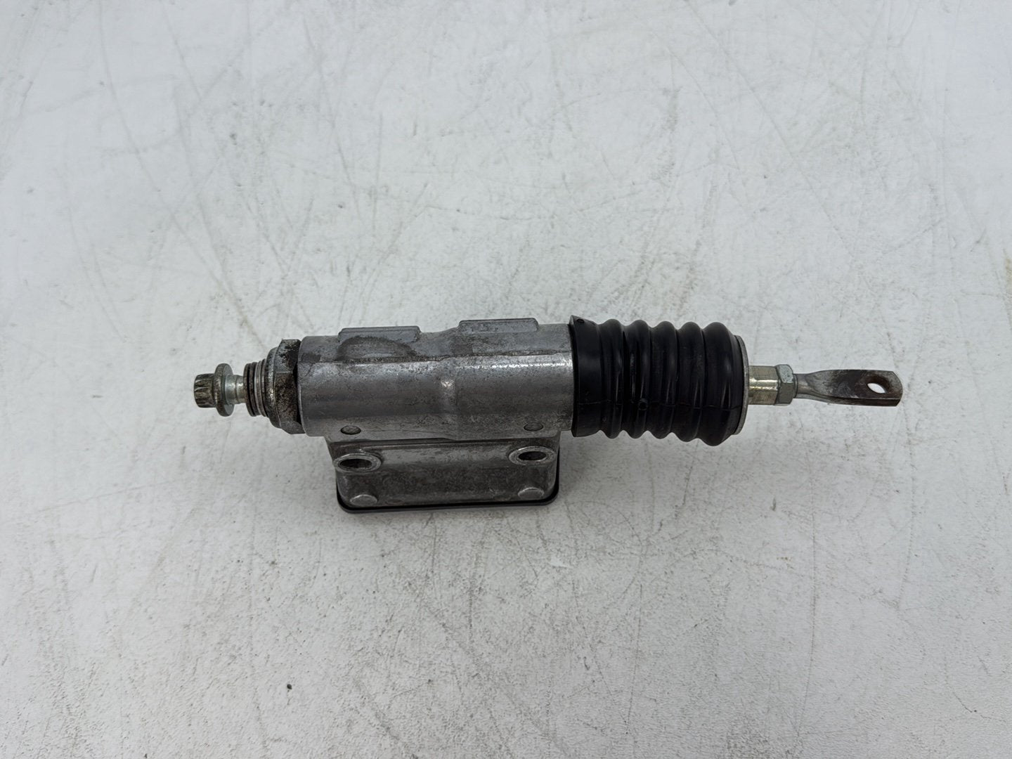 2001 Harley Sportster 883 Hugger XLH883 OEM Rear Brake Master Cylinder Reservoir