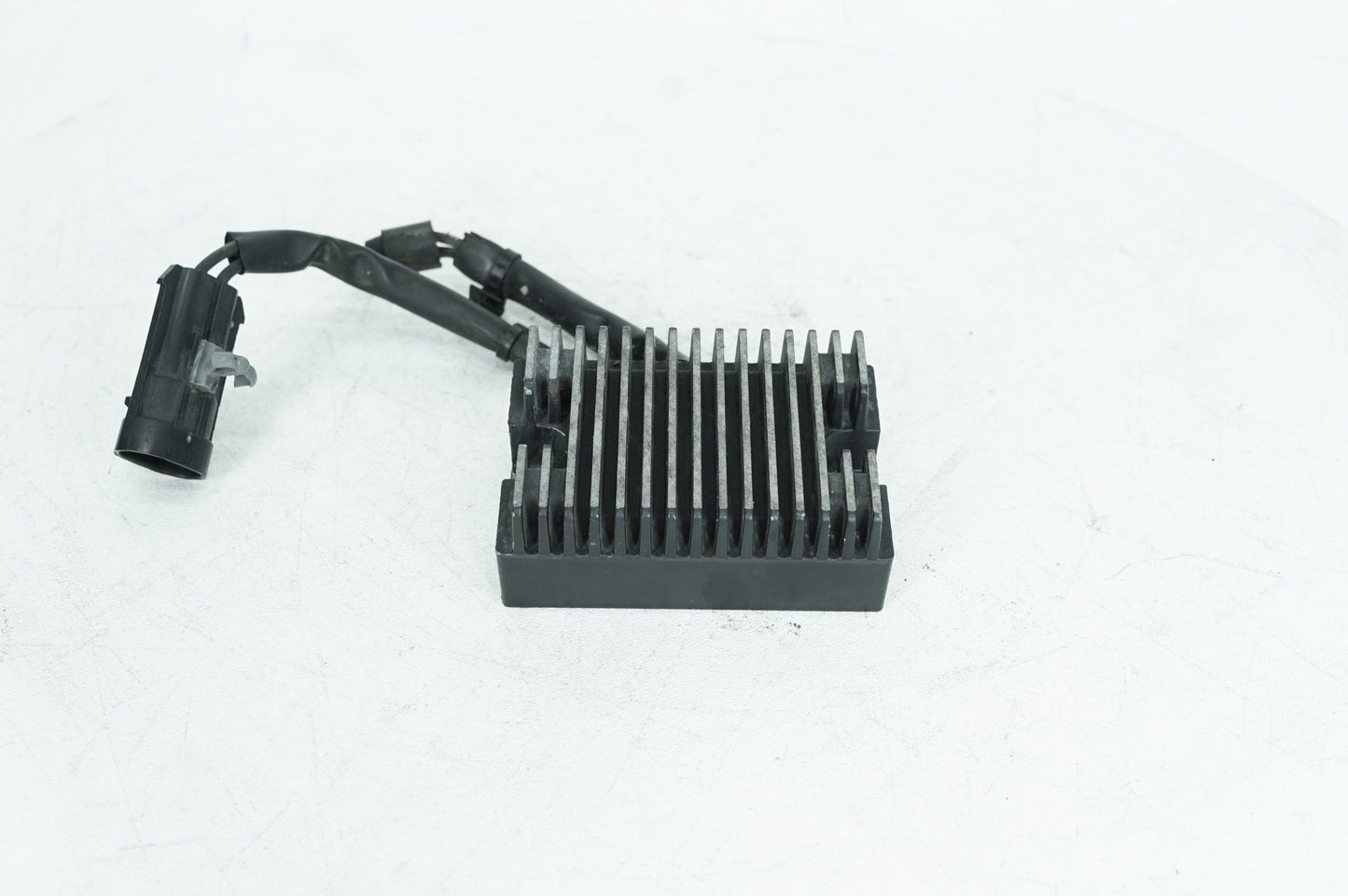 2004 - 2013 Harley-Davidson Sportster Low Voltage Regulator Rectifier  74523-04