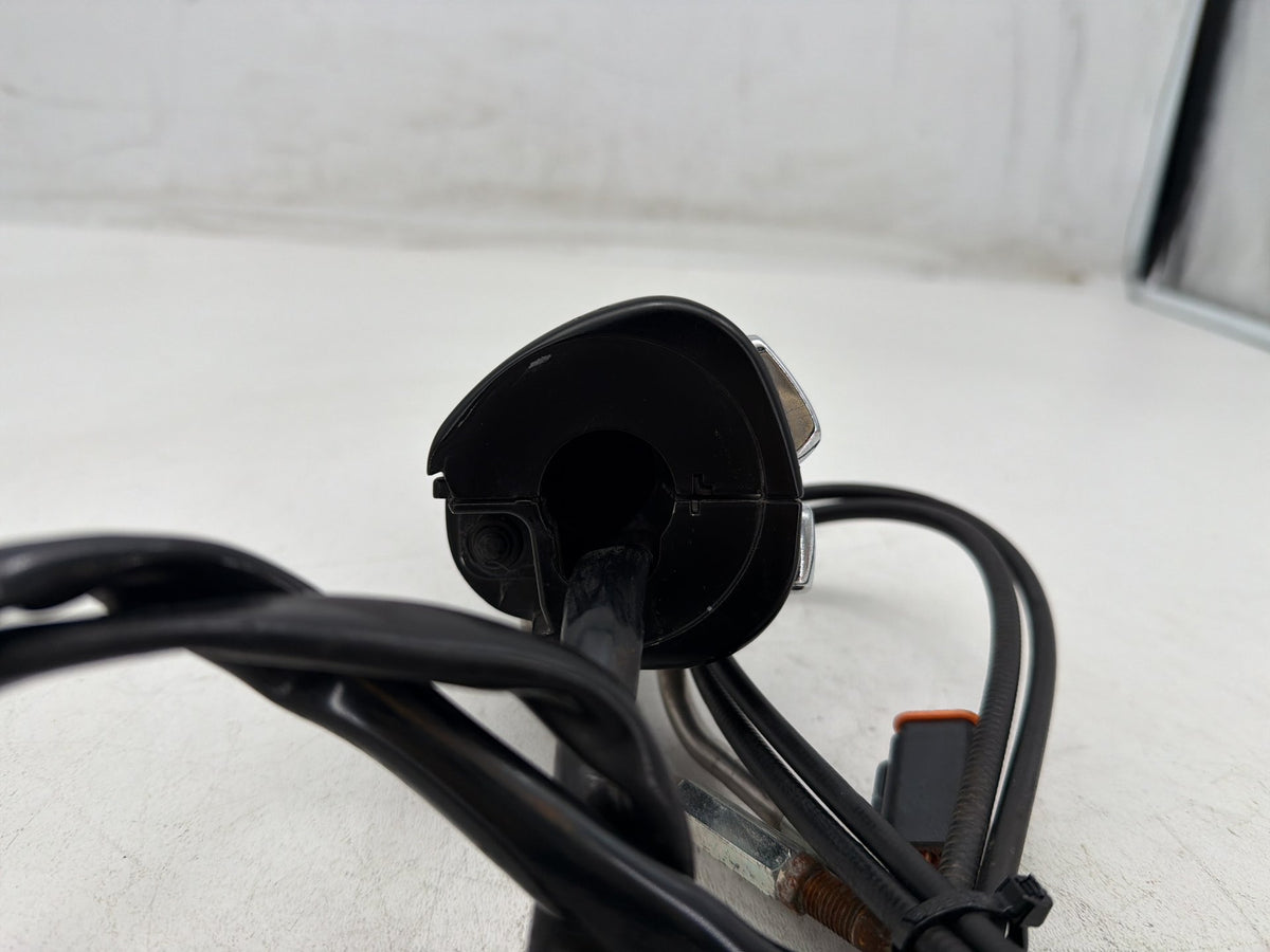 2005 Harley Dyna Super Glide Custom Right Engine Start Kill Switches Controls