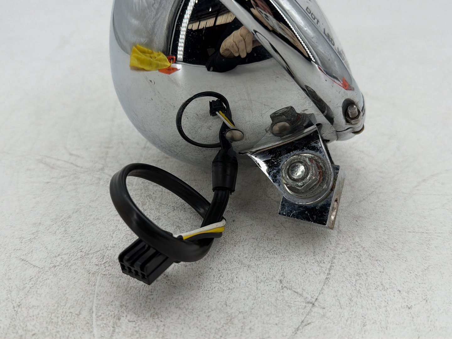 2005 Harley Dyna Wide Glide FXDWG OEM Headlight Headlamp Head Lamp Light LED