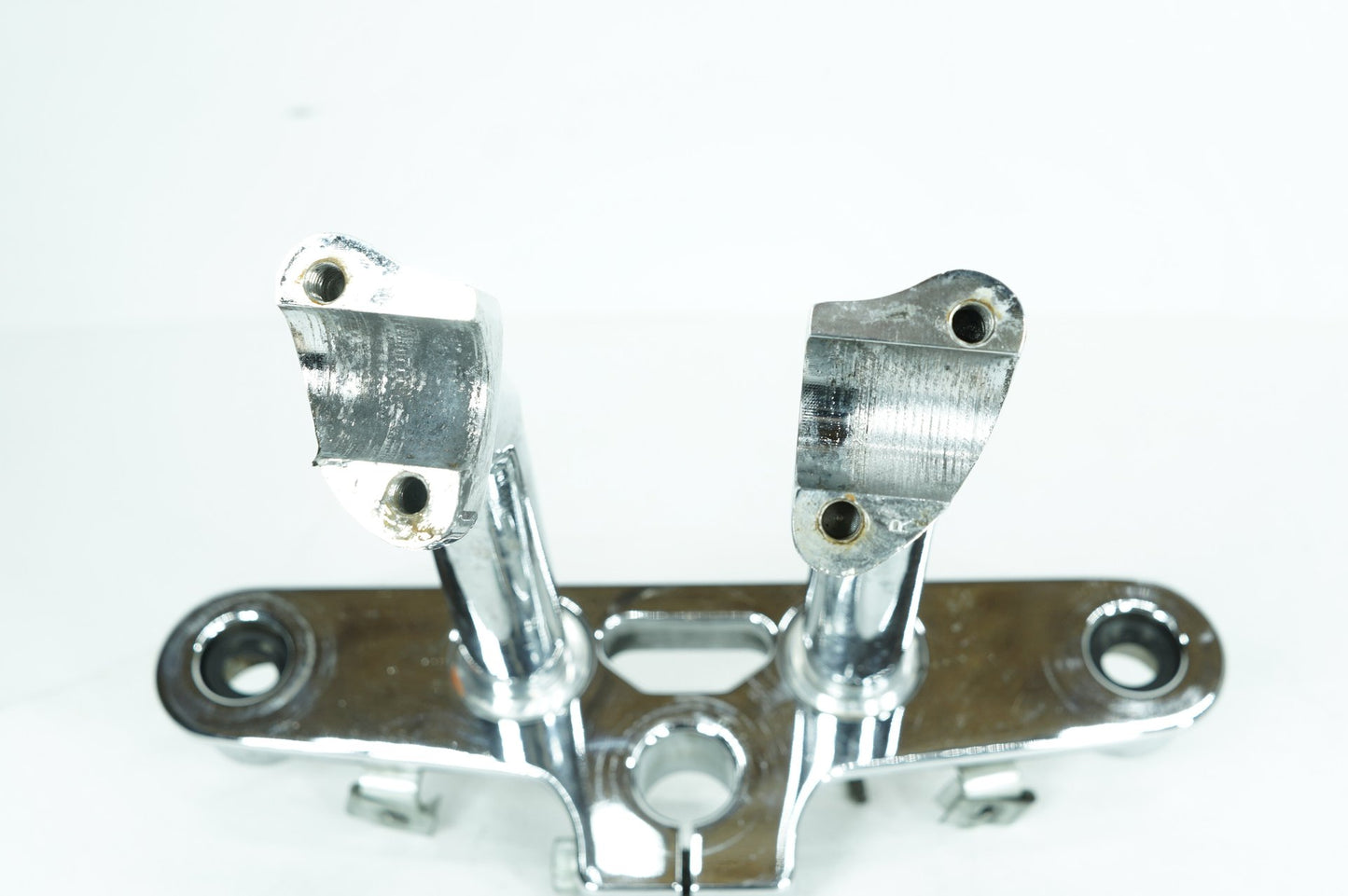 1999 - 2006 Harley-Davidson Softail Fat Boy Front Fork Upper Triple Tree Clamps  	45456-86B