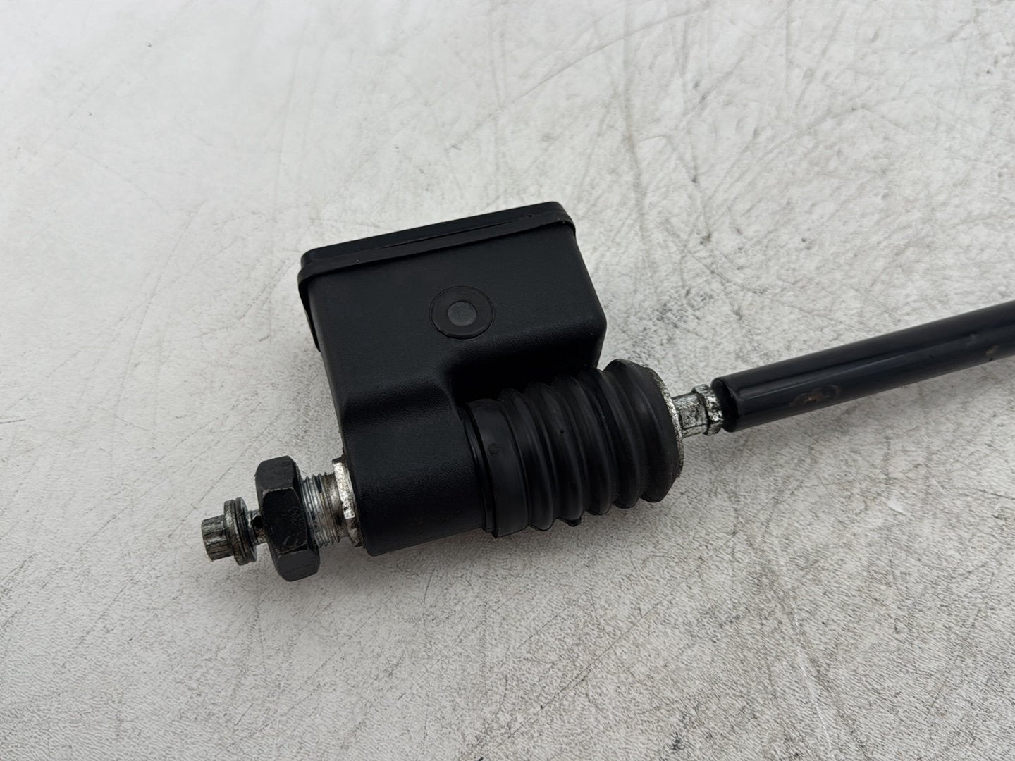 2003 Harley Dyna Wide Glide FXDWG OEM Rear Brake Master Cylinder Reservoir