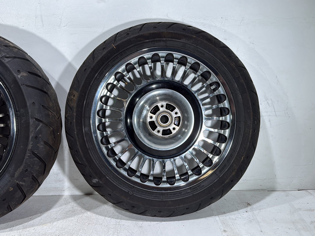 2010 Harley Electra Glide Touring Ultra OEM Front & Rear Wheel Rim Tire 16" 17"