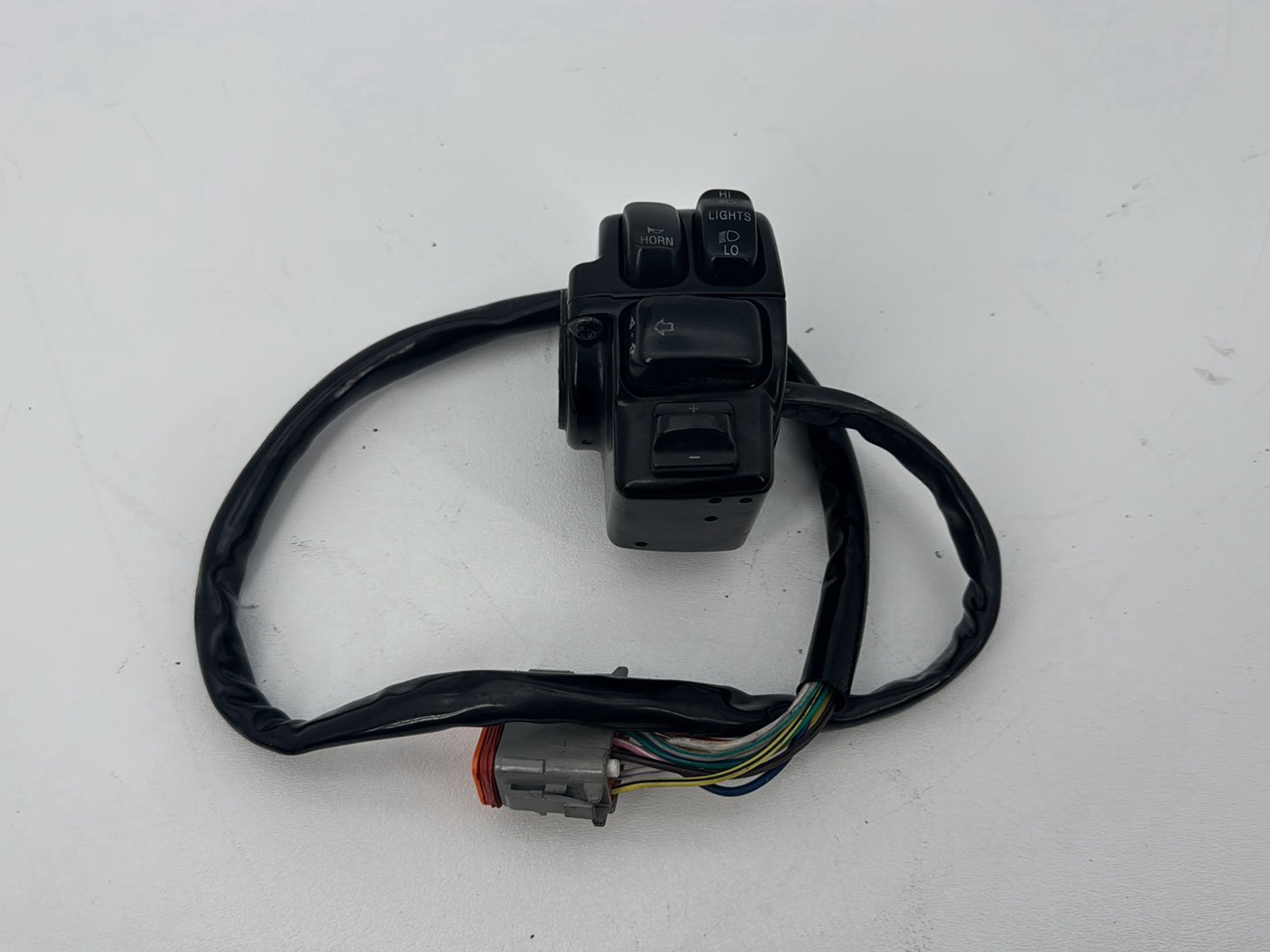 1999 - 2006 Harley-Davidson Touring Electra Glide Classic Left Turn Signal Headlight Switches Controls 43349-96B