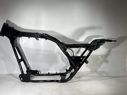 1999 - 2006 Harley-Davidson Touring Electra Glide Classic Body Main Frame Chassis CLN CLR 47900-01