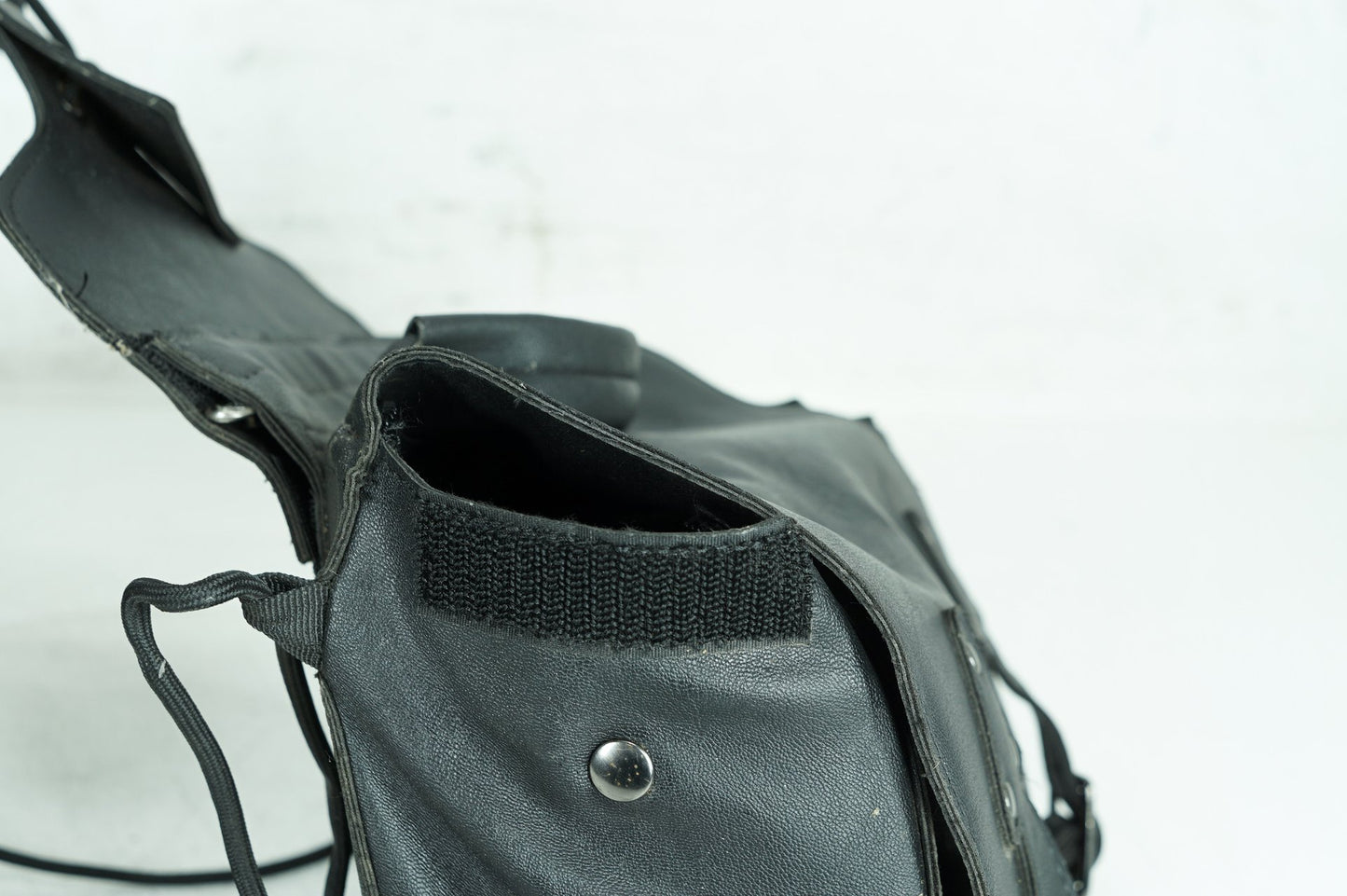 2007 - 2017 Harley-Davidson Dyna Street Bob Rear Left Right Saddlebags Luggage Leather KEMIMOTO