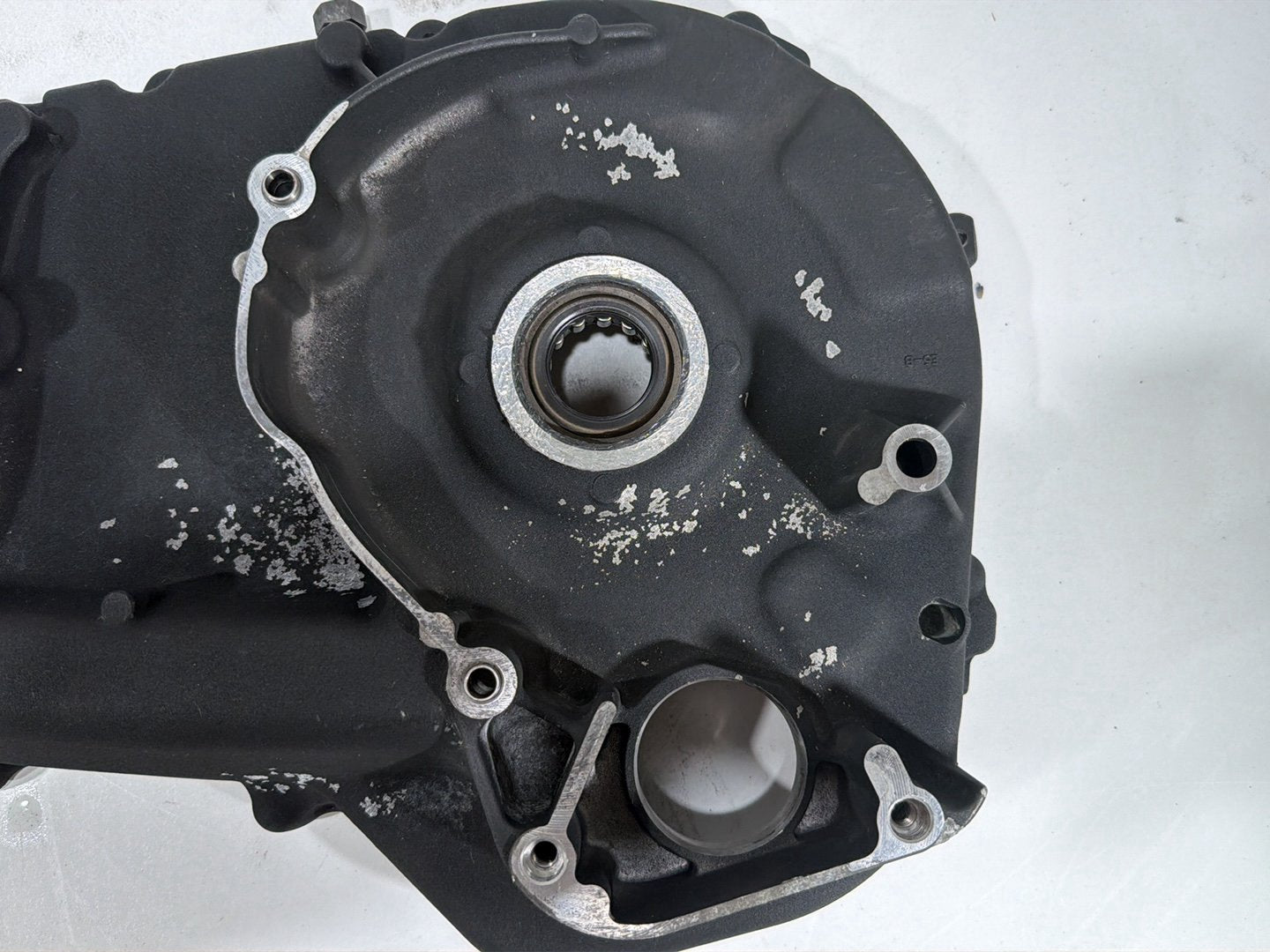 2009 Harley Street Glide Touring FLHX OEM Inner Primary Clutch Cover